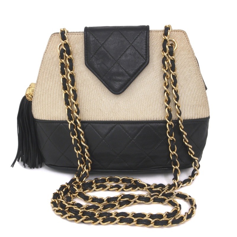 Vintage Chanel Patent Leather Chain CC Turnlock Shoulder Bag
