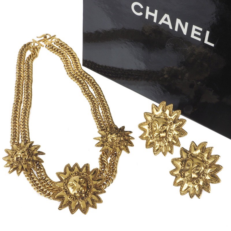 Vintage Chanel Set of Lion Leo Choker Earrings Necklace - Nina Furfur  Vintage Boutique