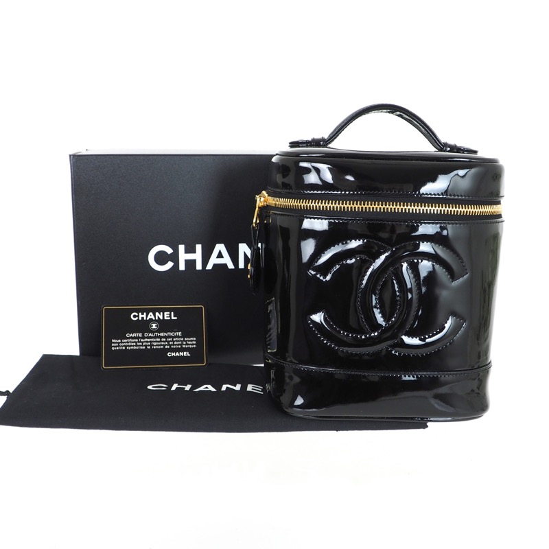 Vintage Chanel Vanity Case Bag in Black Patent Leather (1994/1996) —  singulié