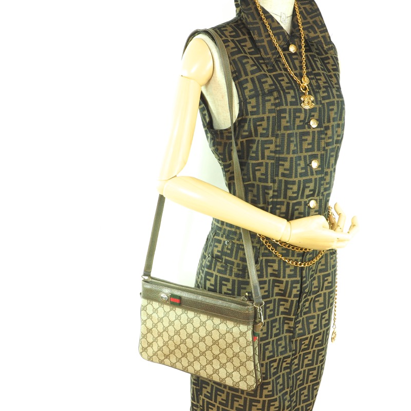 Vintage Gucci Double Compartment GG Monogram rare Shoulder Bag - Image 2
