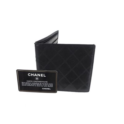 Vintage Chanel Bifold Unisex Double Stitched Black Leather Wallet