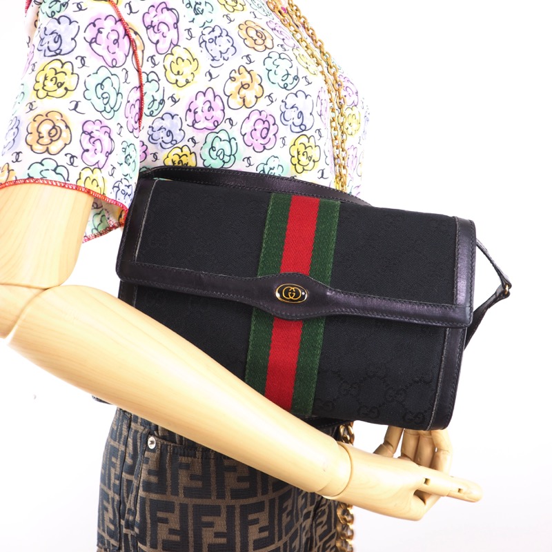 Vintage Gucci 80's Floral Round Flap Rare Shoulder Bag - Nina Furfur Vintage  Boutique