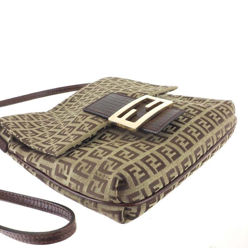 Fendi Pochette Vintage Sleds | semashow.com