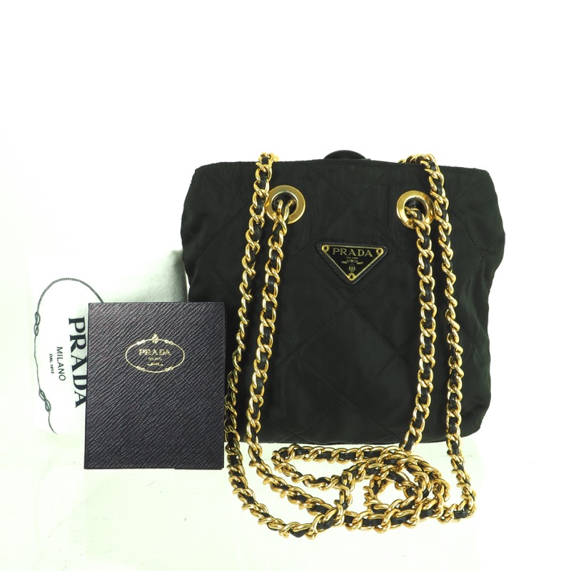 prada quilted chain bag