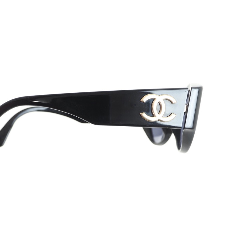 Vintage Chanel Gold CC Logo Monogram Glasses Cleaner with Hard
